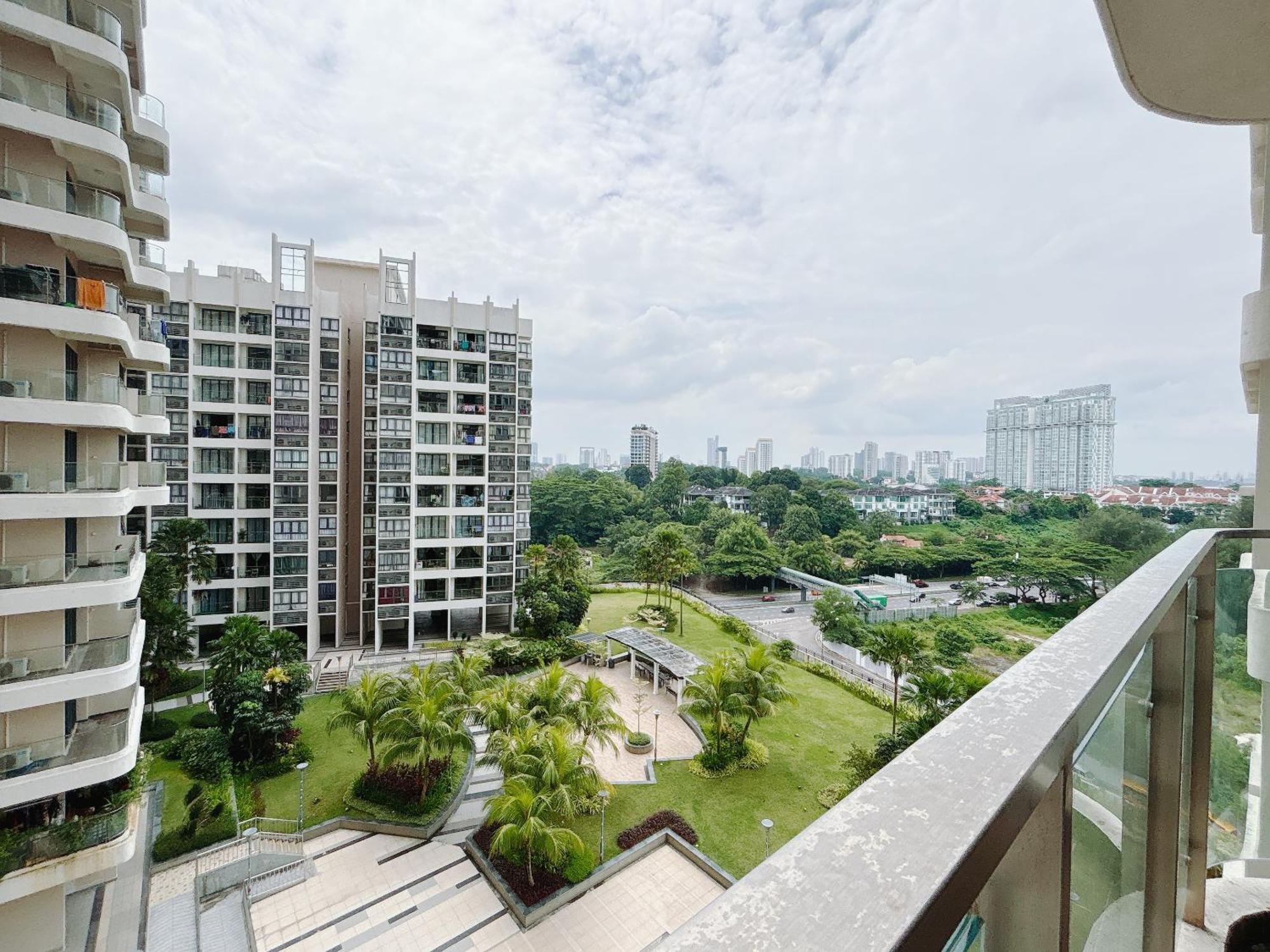 Апартаменты Seafront Country Garden Danga Bay By Lions Bay Джохор-Бару Номер фото