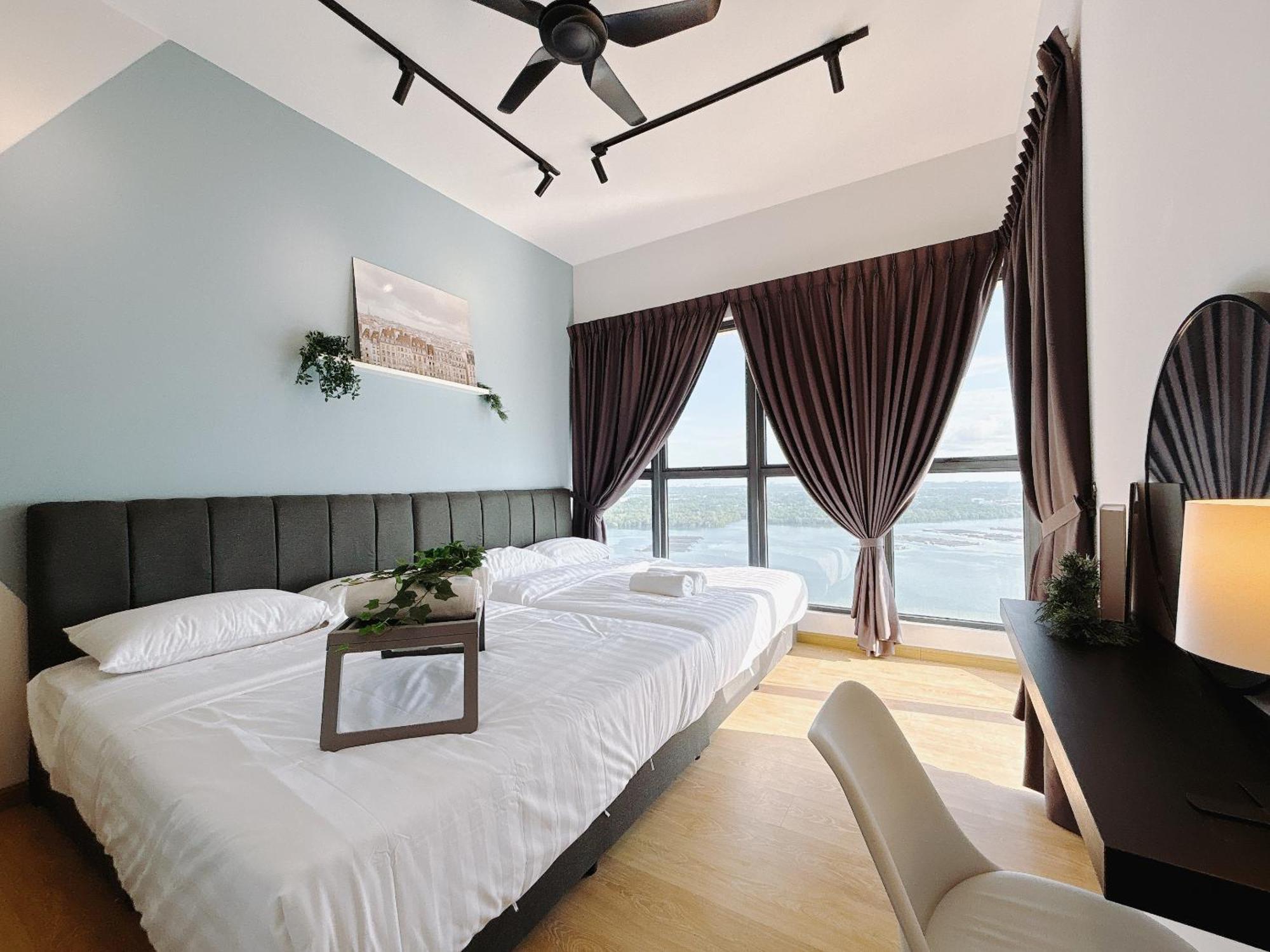 Апартаменты Seafront Country Garden Danga Bay By Lions Bay Джохор-Бару Номер фото