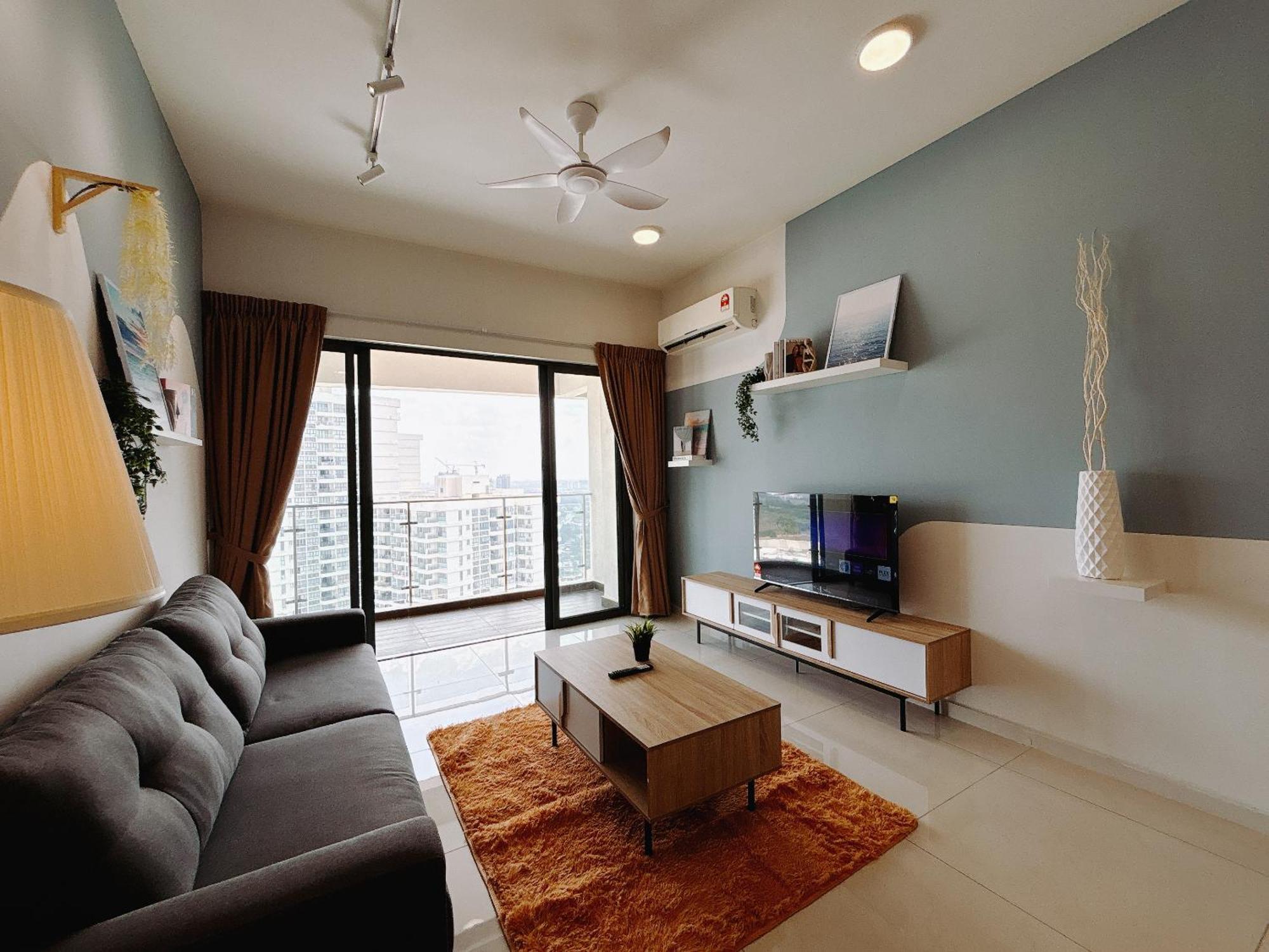 Апартаменты Seafront Country Garden Danga Bay By Lions Bay Джохор-Бару Номер фото